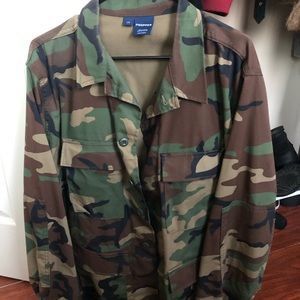 Camo jacket from army store. Unisex